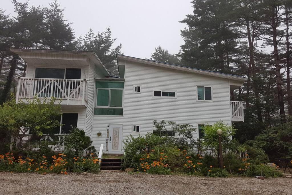 Blue Sky Milky Way Pension Yangyang Exterior photo